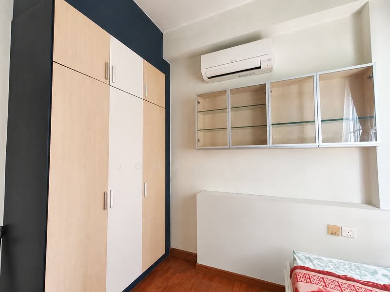 Freehold Landed Living Lifestyle without the Hassle of Maintenance, 22 Sirat Road, 4 Bedrooms, 2,013 sqft, Apartment For Sale, by Johanes ., 500239384 - Bedroom 2 - PropertyGuru.com.sg