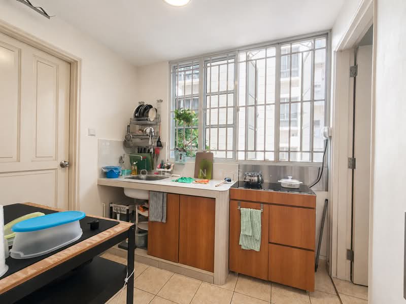 Freehold Landed Living Lifestyle without the Hassle of Maintenance, 22 Sirat Road, 4 Bedrooms, 2,013 sqft, Apartment For Sale, by Johanes ., 500239384 - Kitchen - PropertyGuru.com.sg