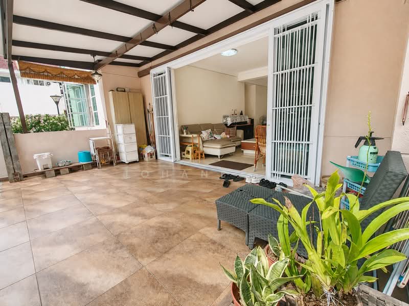 Freehold Landed Living Lifestyle without the Hassle of Maintenance, 22 Sirat Road, 4 Bedrooms, 2,013 sqft, Apartment For Sale, by Johanes ., 500239384 - Balcony - PropertyGuru.com.sg
