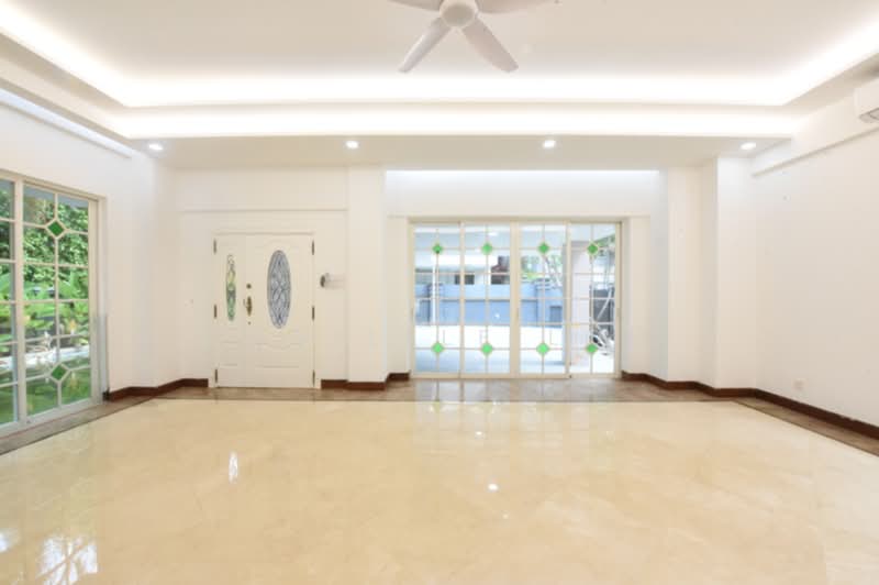 Gentle Villas, Gentle Drive, 5 Bedrooms, 7,382 sqft, Semi-Detached House For Rent, by Danielle Loh, 500239391 - Living Room - PropertyGuru.com.sg
