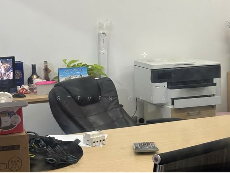 Toh Guan Centre, 21 Toh Guan Road East, 1,184 sqft, Factory / Workshop (B2) For Sale, by Steven Chua, 500239395 - Interior - CommercialGuru.com.sg
