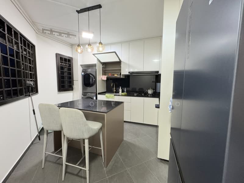 196 Rivervale Drive, 196 Rivervale Drive, Room Rental, 150 sqft, HDB Flat For Rent, by Nicolette Ho, 500239407 - Kitchen - PropertyGuru.com.sg