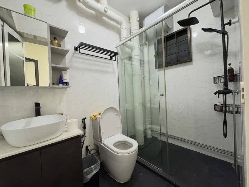 196 Rivervale Drive, 196 Rivervale Drive, Room Rental, 150 sqft, HDB Flat For Rent, by Nicolette Ho, 500239407 - Bathroom - PropertyGuru.com.sg