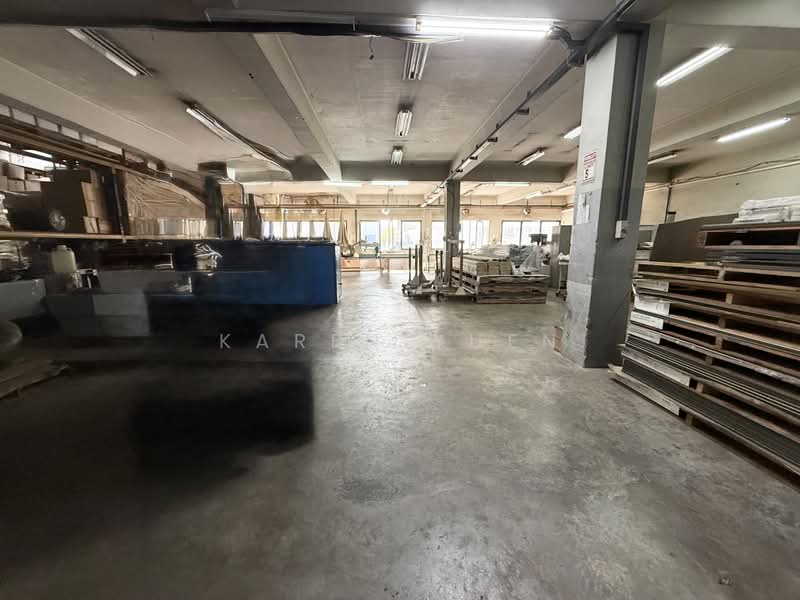 Marsiling Industrial estate, 21 MARSILING INDUSTRIAL ESTATE ROAD 9, 14,000 sqft, Factory / Workshop (B2) For Rent, by Karen Yuen, 500239408 - Interior - CommercialGuru.com.sg
