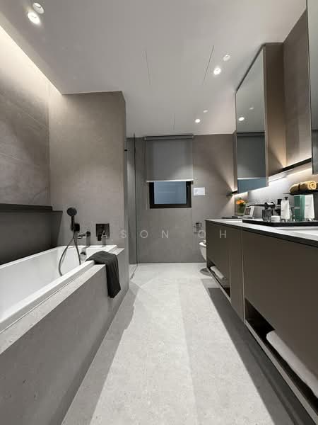 Zyon Grand, 3 Kim Seng Road, Alexandra / Commonwealth, 4 Bedrooms, 1,615 sqft, Condominium For Sale, by Jason Oh, 500239410 - Bathroom - PropertyGuru.com.sg