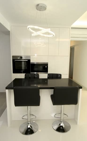 668A Edgefield Plains, 668A Edgefield Plains, 3 Bedrooms, 1,216 sqft, HDB Flat For Sale, by Alicia Xu, 500239414 - Kitchen - PropertyGuru.com.sg