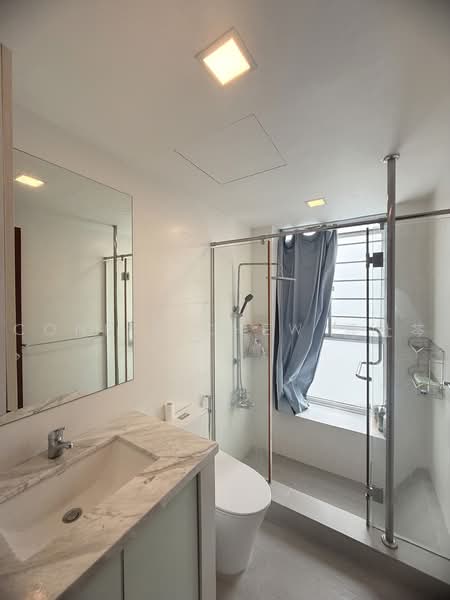 La Casa, 64 Woodlands Drive 16, 2 Bedrooms, 980 sqft, Condominium For Sale, by Connie Chew 周址芩, 500239420 - Bathroom - PropertyGuru.com.sg