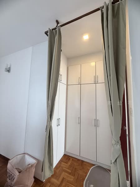 La Casa, 64 Woodlands Drive 16, 2 Bedrooms, 980 sqft, Condominium For Sale, by Connie Chew 周址芩, 500239420 - PropertyGuru.com.sg