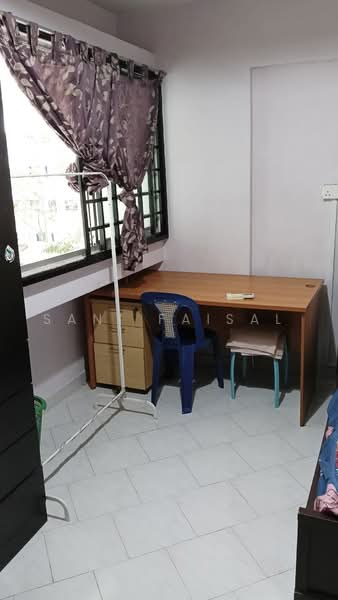 804 Woodlands Street 81, 804 Woodlands Street 81, Room Rental, 150 sqft, HDB Flat For Rent, by Sani Faisal, 500239427 - Study - PropertyGuru.com.sg