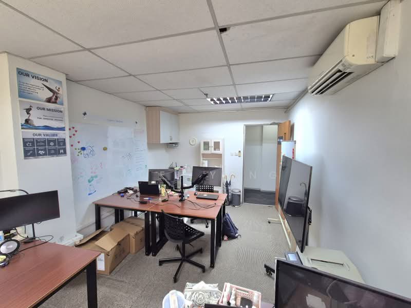 no gst! window unit for rent @ kallang pudding!, no gst! rent cover utility bills! window unit!, 200 sqft, Light Industrial (B1) For Rent, by Joel Yong, 500239439 - CommercialGuru.com.sg