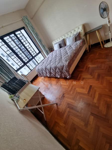 Regent Heights, 52 Bukit Batok East Avenue 5, Room Rental, 180 sqft, Condominium For Rent, by Anne Heng, 500239446 - PropertyGuru.com.sg