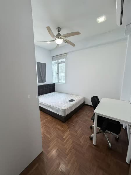 Monarchy Apartments, 51 Mandalay Road, Room Rental, 100 sqft, Apartment For Rent, by Kelvin Tan, 500239453 - Bedroom - PropertyGuru.com.sg