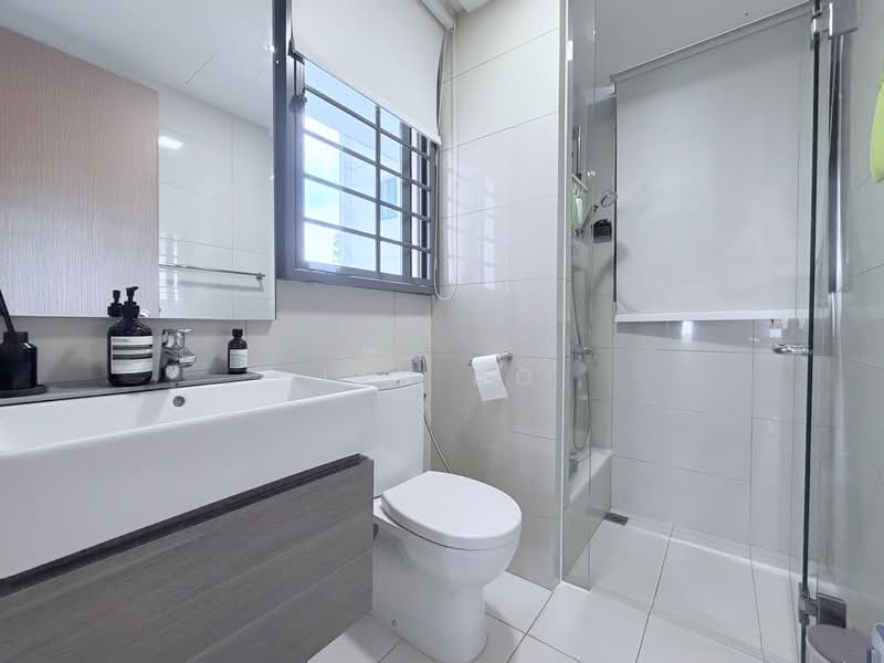 Belysa, 55 Pasir Ris Drive 1, 3 Bedrooms, 829 sqft, Condominium For Sale, by Ian Ho, 500239459 - Bathroom - PropertyGuru.com.sg