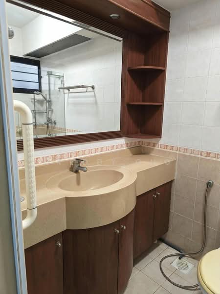 158B Rivervale Crescent, 158B Rivervale Crescent, 3 Bedrooms, 1,012 sqft, HDB Flat For Sale, by Freddy Ong, 500239461 - Bathroom - PropertyGuru.com.sg