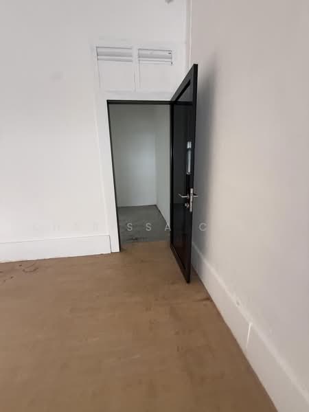 Serangoon road, Farrer Park / Serangoon Rd, 1,486 sqft, Shop / Shophouse For Rent, by Charissa Chew, 500239477 - Interior - CommercialGuru.com.sg
