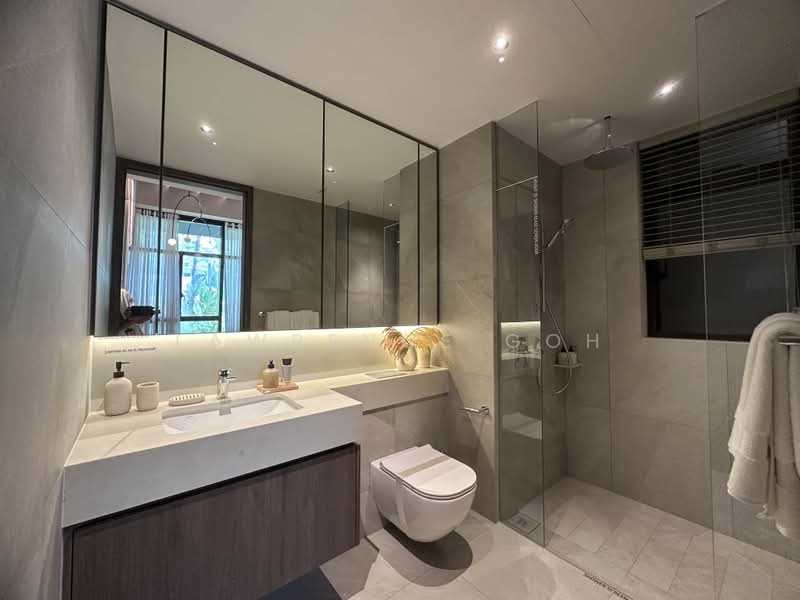 Terra Hill, 18 Yew Siang Road, Buona Vista / West Coast / Clementi New Town, 3 Bedrooms, 969 sqft, Condominium For Sale, by Lawrence Goh, 500239482 - Bathroom - PropertyGuru.com.sg