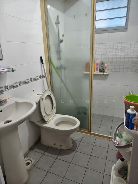 Common Room available for rent in 635B Punggol Drive, 078, , Room Rental, 130 sqft, HDB Flat For Rent, by Nickson Guay, 500239489 - Bathroom - PropertyGuru.com.sg