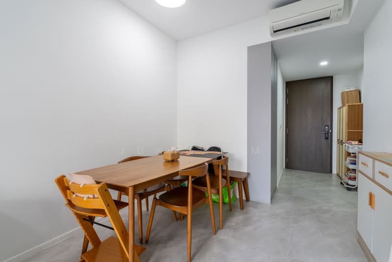 AMO Residence, 21 Ang Mo Kio Rise, Ang Mo Kio / Bishan / Thomson, 2 Bedrooms, 743 sqft, Condominium For Sale, by Junie Lim, 500239493 - Dining Room - PropertyGuru.com.sg