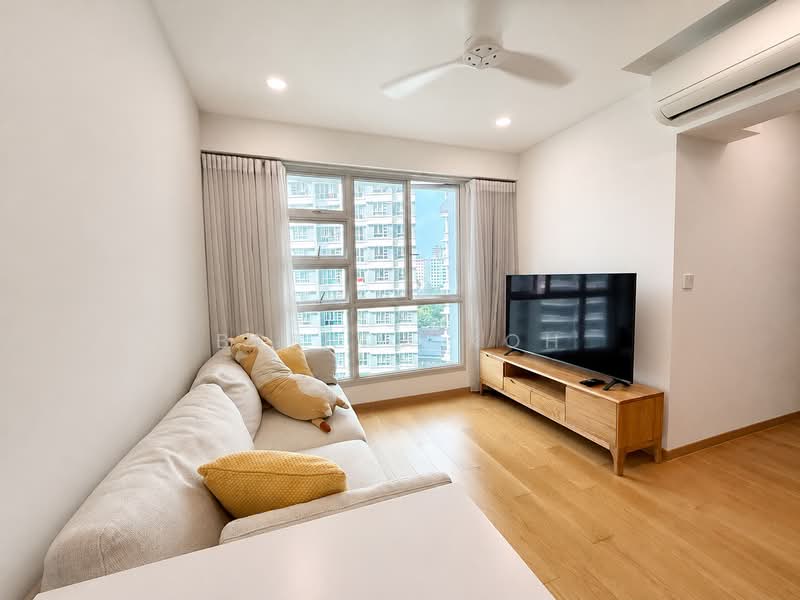 39A Margaret Drive, 39A Margaret Drive, 2 Bedrooms, 678 sqft, HDB Flat For Sale, by Brenda Koh, 500239512 - Living Room - PropertyGuru.com.sg