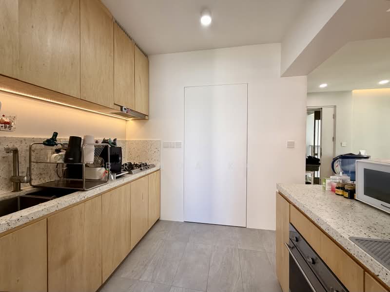 39A Margaret Drive, 39A Margaret Drive, 2 Bedrooms, 678 sqft, HDB Flat For Sale, by Brenda Koh, 500239512 - Kitchen - PropertyGuru.com.sg