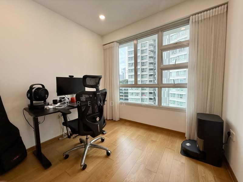 39A Margaret Drive, 39A Margaret Drive, 2 Bedrooms, 678 sqft, HDB Flat For Sale, by Brenda Koh, 500239512 - Common Bedroom - PropertyGuru.com.sg
