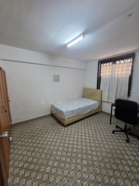 83 Lorong 2 Toa Payoh, 83 Lorong 2 Toa Payoh, 2 Bedrooms, 721 sqft, HDB Flat For Sale, by Ben Sim, 500239529 - Bedroom - PropertyGuru.com.sg