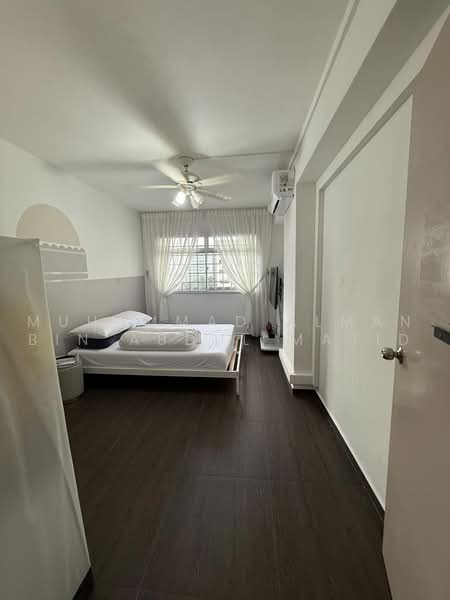 857 Woodlands Street 83, 857 Woodlands Street 83, 4 Bedrooms, 1,314 sqft, HDB Flat For Sale, by Muhammad Alman Bin Abdul Majid, 500239542 - Bedroom - PropertyGuru.com.sg