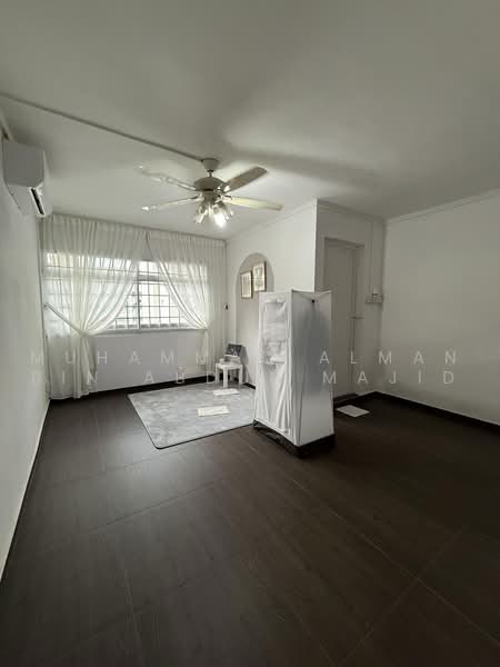 857 Woodlands Street 83, 857 Woodlands Street 83, 4 Bedrooms, 1,314 sqft, HDB Flat For Sale, by Muhammad Alman Bin Abdul Majid, 500239542 - Living Room - PropertyGuru.com.sg