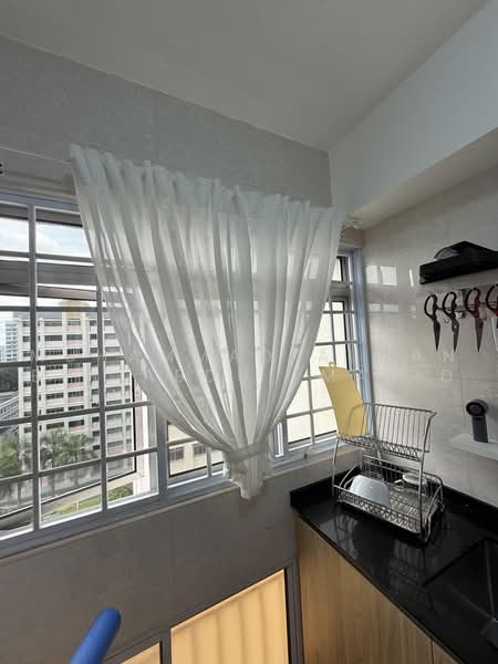 857 Woodlands Street 83, 857 Woodlands Street 83, 4 Bedrooms, 1,314 sqft, HDB Flat For Sale, by Muhammad Alman Bin Abdul Majid, 500239542 - Kitchen - PropertyGuru.com.sg