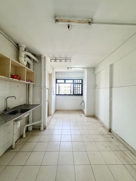 541 Bedok North Street 3, 541 Bedok North Street 3, 1 Bedroom, 484 sqft, HDB Flat For Sale, by Benjamin Lim, 500239545 - Kitchen - PropertyGuru.com.sg