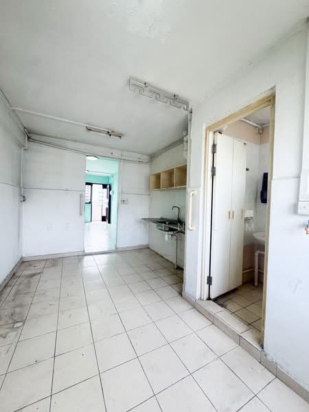 541 Bedok North Street 3, 541 Bedok North Street 3, 1 Bedroom, 484 sqft, HDB Flat For Sale, by Benjamin Lim, 500239545 - Kitchen - PropertyGuru.com.sg