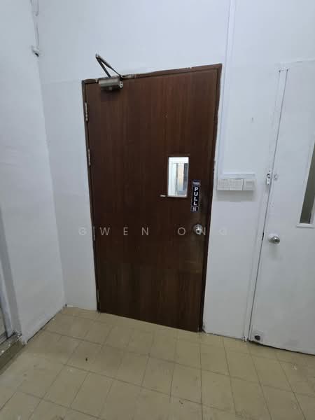 108 Ang Mo Kio Avenue 4, Ang Mo Kio Avenue 4, Ang Mo Kio / Bishan / Thomson, 300 sqft, Shop / Shophouse For Rent, by Gwen Ong, 500239553 - Corridor - CommercialGuru.com.sg
