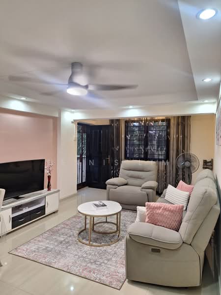 91 Paya Lebar Way, 91 Paya Lebar Way, 2 Bedrooms, 721 sqft, HDB Flat For Sale, by Dennis Lim, 500239562 - Living Room - PropertyGuru.com.sg