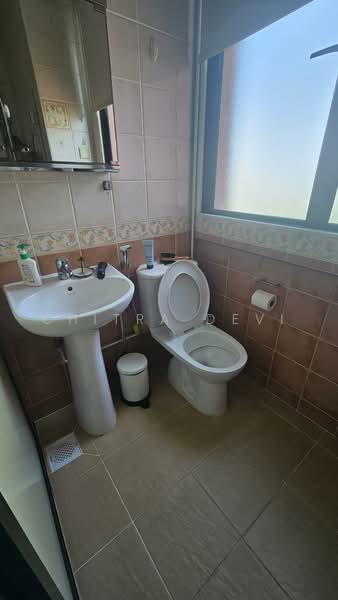 Eastern Lagoon I, 214 Upper East Coast Road, 2 Bedrooms, 980 sqft, Condominium For Rent, by Chitra Devi, 500239574 - PropertyGuru.com.sg