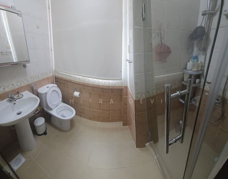 Eastern Lagoon I, 214 Upper East Coast Road, 2 Bedrooms, 980 sqft, Condominium For Rent, by Chitra Devi, 500239574 - PropertyGuru.com.sg