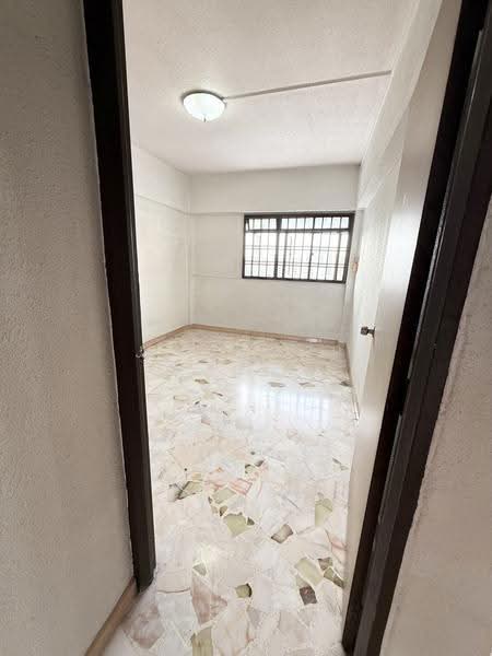 478 Jurong West Street 41, 478 Jurong West Street 41, 3 Bedrooms, 990 sqft, HDB Flat For Sale, by Jennifer Loh, 500239583 - Bedroom 3  - PropertyGuru.com.sg