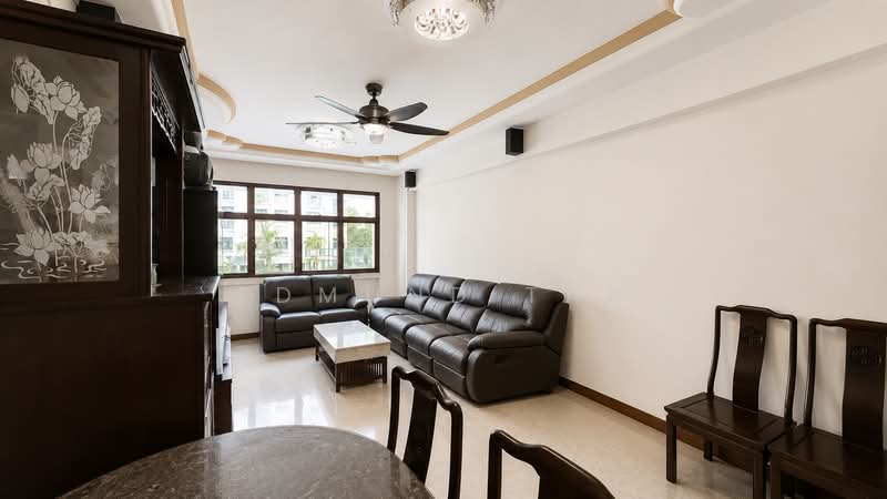 Eastvale, 31 Pasir Ris Drive 3, 3 Bedrooms, 1,292 sqft, Condominium For Sale, by Edmund Tan, 500239584 - Living Room - PropertyGuru.com.sg