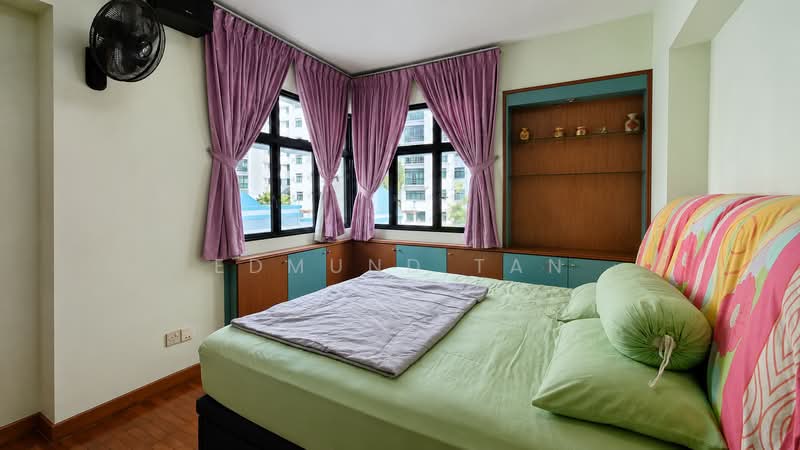 Eastvale, 31 Pasir Ris Drive 3, 3 Bedrooms, 1,292 sqft, Condominium For Sale, by Edmund Tan, 500239584 - Bedroom - PropertyGuru.com.sg