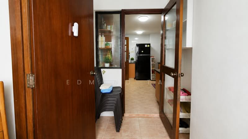 Eastvale, 31 Pasir Ris Drive 3, 3 Bedrooms, 1,292 sqft, Condominium For Sale, by Edmund Tan, 500239584 - Kitchen - PropertyGuru.com.sg