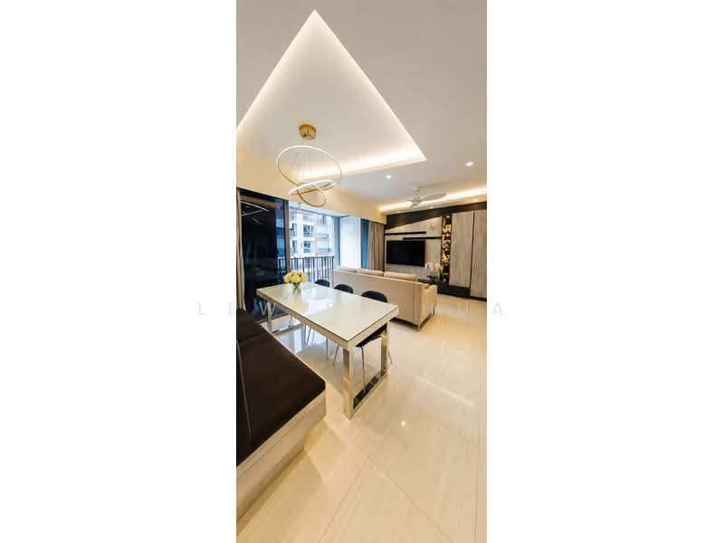 Bellewoods, 100 Woodlands Avenue 5, 4 Bedrooms, 1,227 sqft, Condominium For Sale, by Lewis Chua, 500239590 - Living Room - PropertyGuru.com.sg