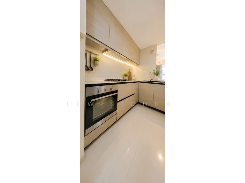 Bellewoods, 100 Woodlands Avenue 5, 4 Bedrooms, 1,227 sqft, Condominium For Sale, by Lewis Chua, 500239590 - Kitchen - PropertyGuru.com.sg
