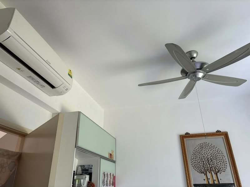 Landed with 2 Rooms available for rent in 307 Pavilion Circle, 081, , Room Rental, 150 sqft, Corner Terrace For Rent, by Nickson Guay, 500239593 - Interior - PropertyGuru.com.sg