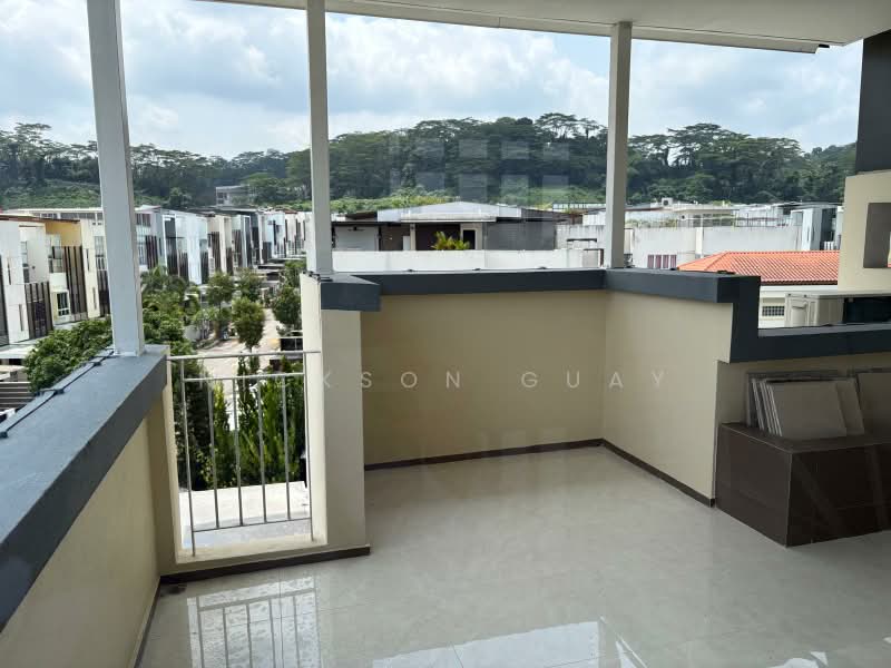 Landed with 2 Rooms available for rent in 307 Pavilion Circle, 081, , Room Rental, 150 sqft, Corner Terrace For Rent, by Nickson Guay, 500239593 - Balcony - PropertyGuru.com.sg