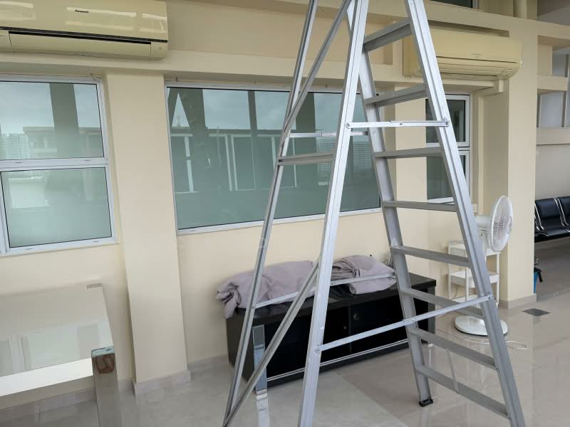 Landed with 2 Rooms available for rent in 307 Pavilion Circle, 081, , Room Rental, 150 sqft, Corner Terrace For Rent, by Nickson Guay, 500239593 - Balcony - PropertyGuru.com.sg