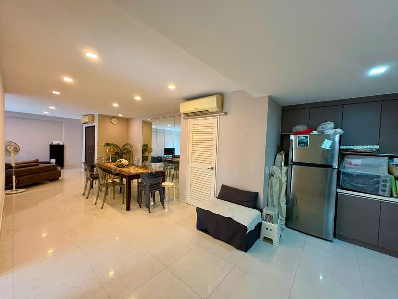 Ritz Mansions, 346 Balestier Road, 3 Bedrooms, 1,559 sqft, Apartment For Sale, by Dennis Lim, 500239600 - Living Room - PropertyGuru.com.sg
