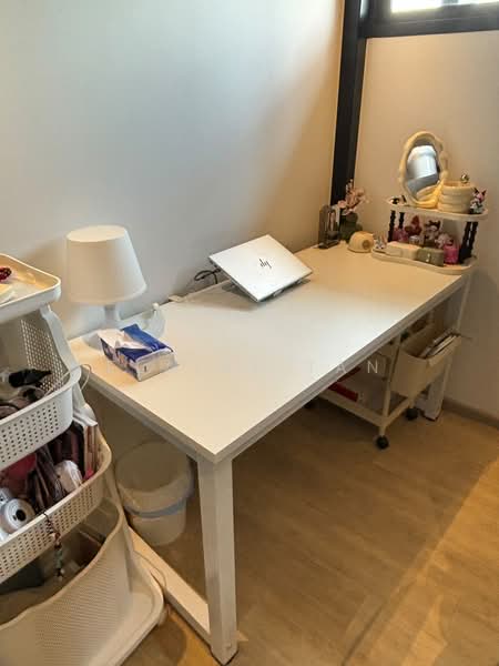 The Orient, 251 Pasir Panjang Road, Room Rental, 100 sqft, Condominium For Rent, by Elaine Tan, 500239604 - Study - PropertyGuru.com.sg