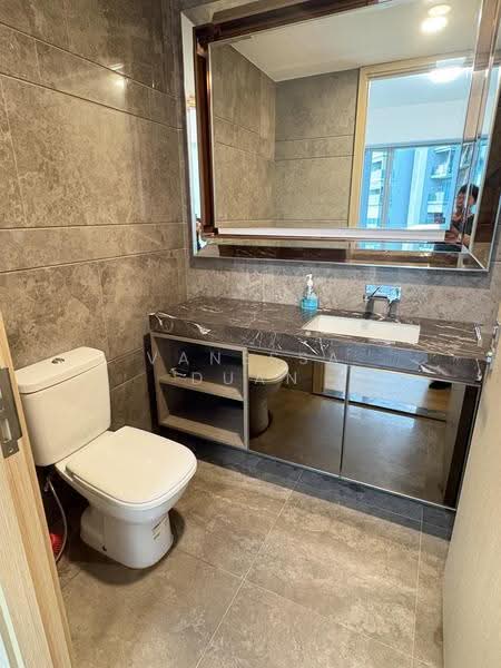 Stars of Kovan, 986 Upper Serangoon Road, 1 Bedroom, 517 sqft, Condominium For Rent, by Vanessa Duan, 500239611 - Bathroom - PropertyGuru.com.sg