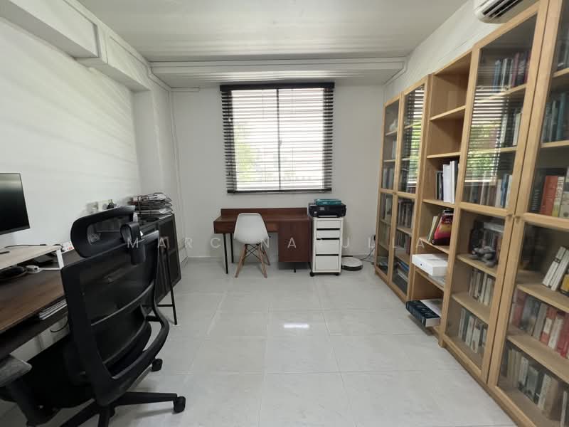 77 Bedok North Road, 77 Bedok North Road, 2 Bedrooms, 646 sqft, HDB Flat For Sale, by Marc Narulla, 500239614 - Study - PropertyGuru.com.sg