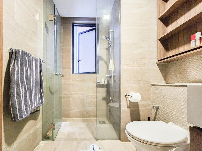 Piermont Grand, 44 Sumang Walk, 3 Bedrooms, 840 sqft, Executive Condominium For Sale, by James Li, 500239621 - Bathroom - PropertyGuru.com.sg