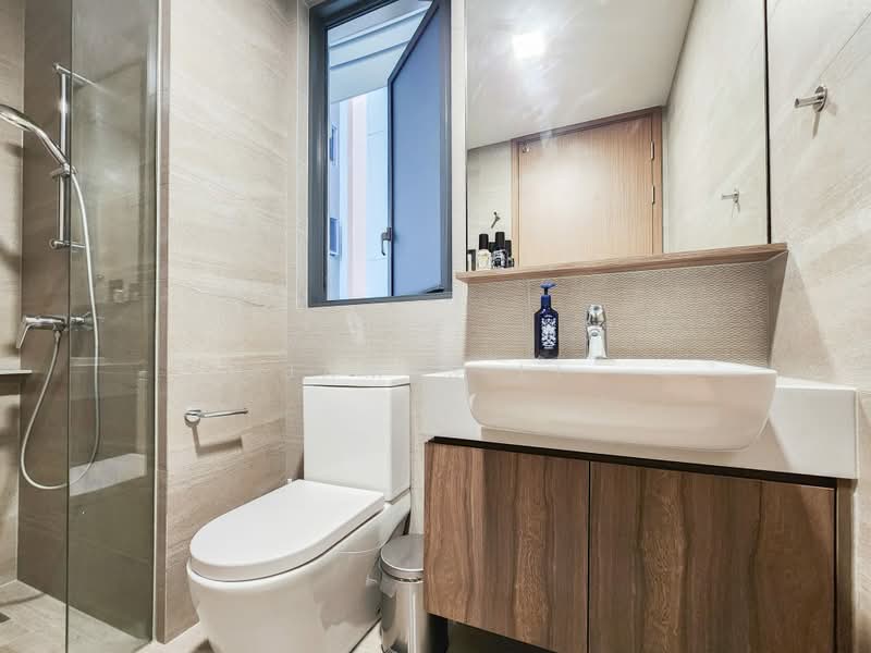 Piermont Grand, 44 Sumang Walk, 3 Bedrooms, 840 sqft, Executive Condominium For Sale, by James Li, 500239621 - Bathroom - PropertyGuru.com.sg